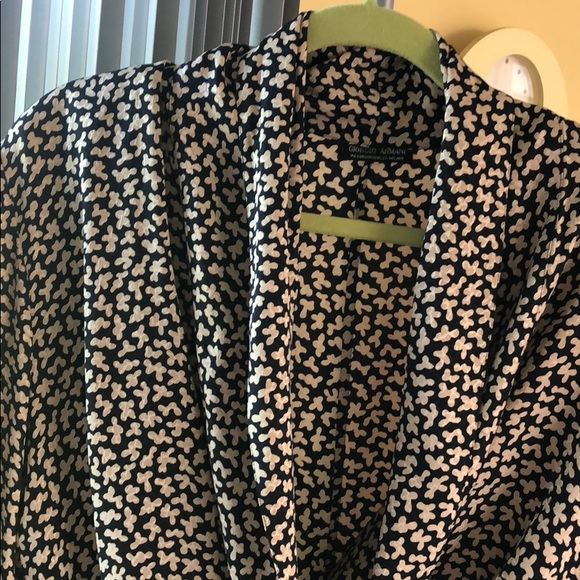 Silk blouse. - Picture 2 of 4